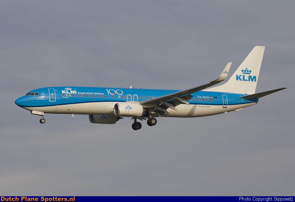 PH-BCH Boeing 737-800 KLM Royal Dutch Airlines by Sippowitz