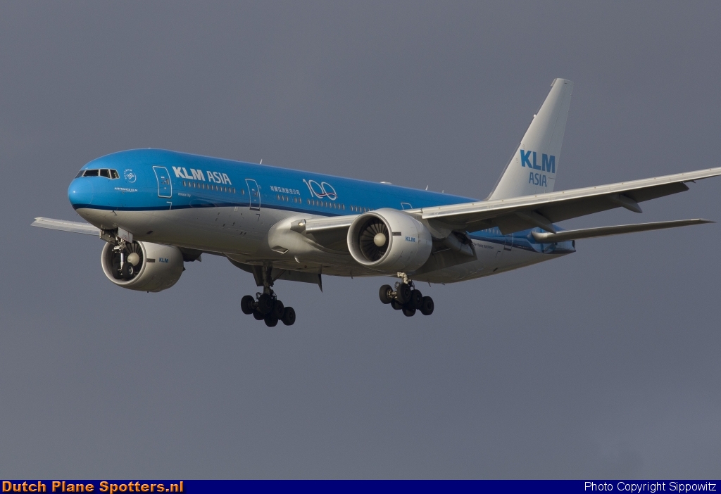 PH-BQF Boeing 777-200 KLM Royal Dutch Airlines by Sippowitz