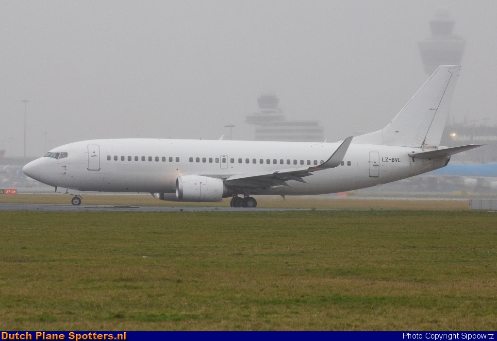 LZ-BVL Boeing 737-300 Bul Air by Sippowitz
