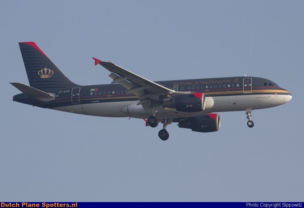 JY-AYC Airbus A319 Royal Jordanian Airlines by Sippowitz