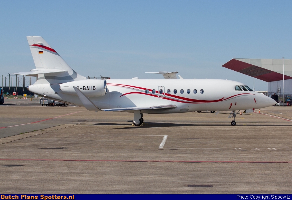D-BAHB Dassault Falcon 2000LX MHS Aviation by Sippowitz