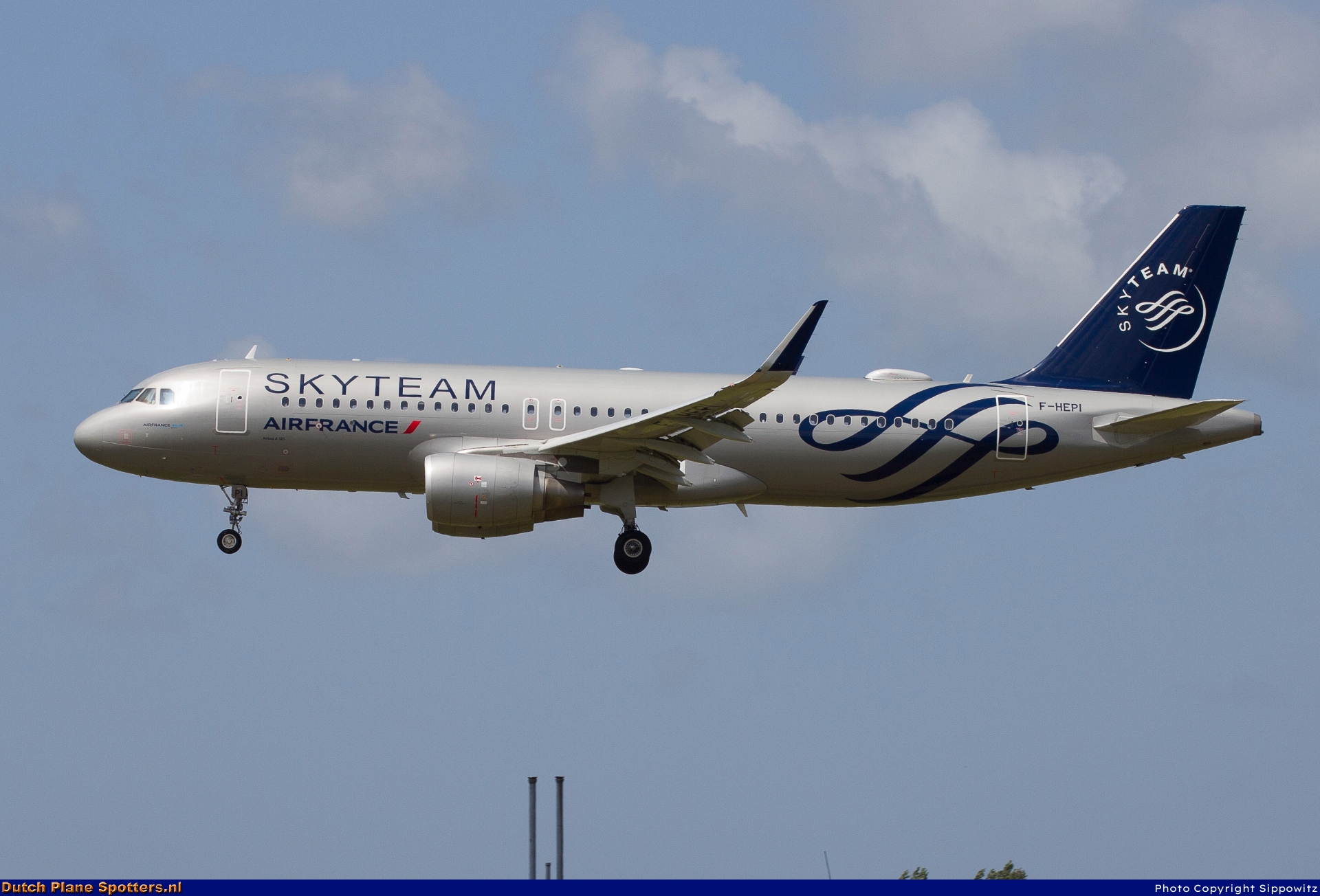 F-HEPI Airbus A320 Air France by Sippowitz