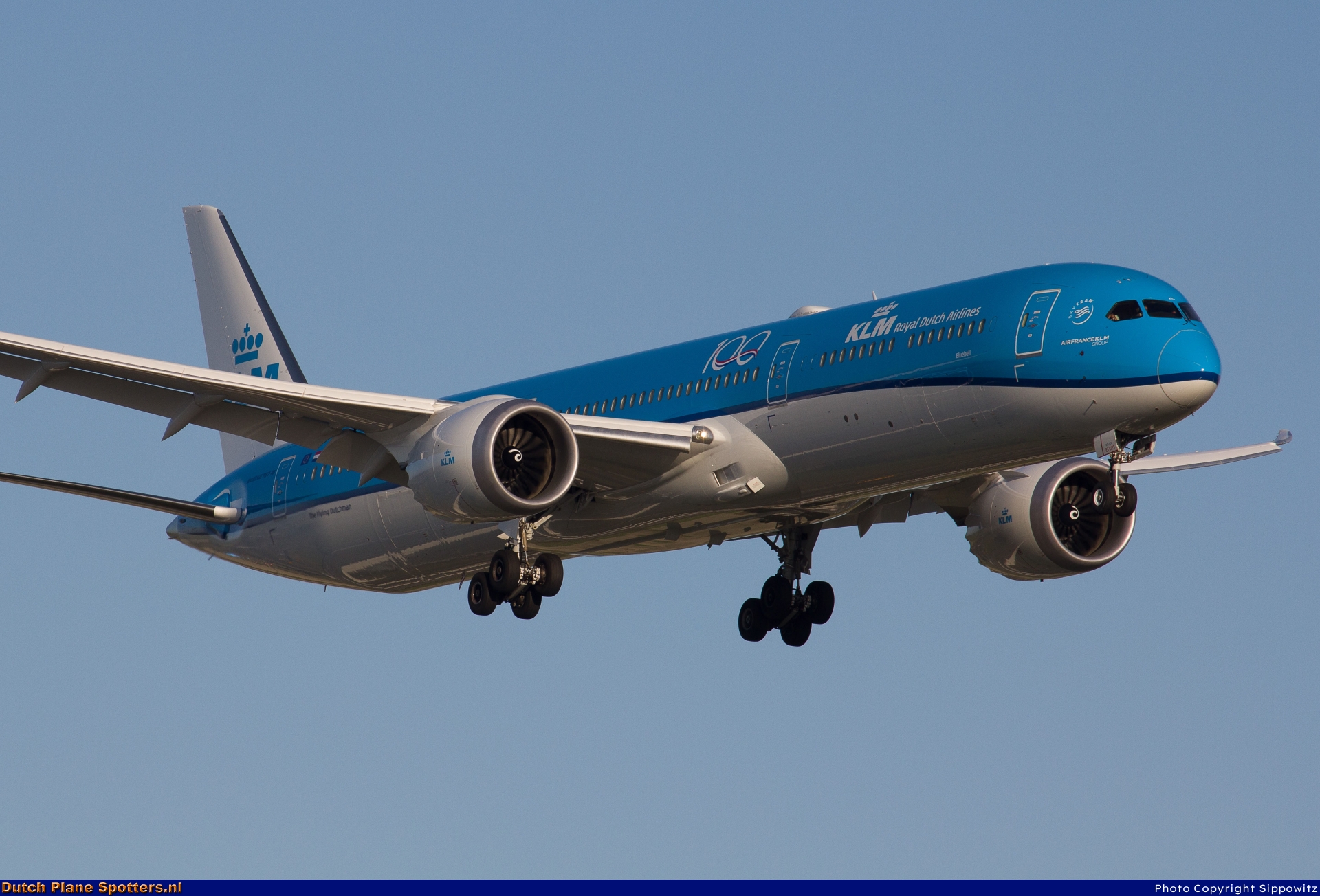 PH-BKG Boeing 787-10 Dreamliner KLM Royal Dutch Airlines by Sippowitz