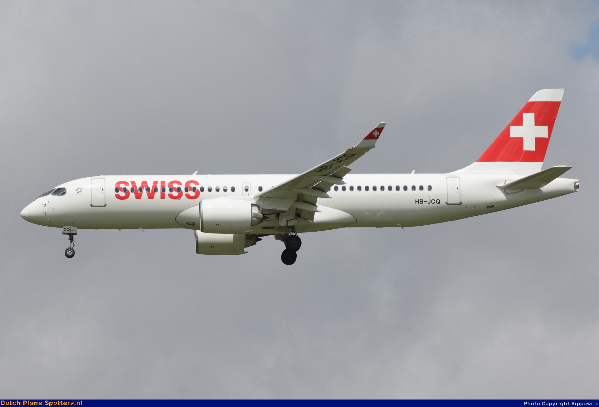 HB-JCQ Airbus A220-300 Swiss International Air Lines by Sippowitz