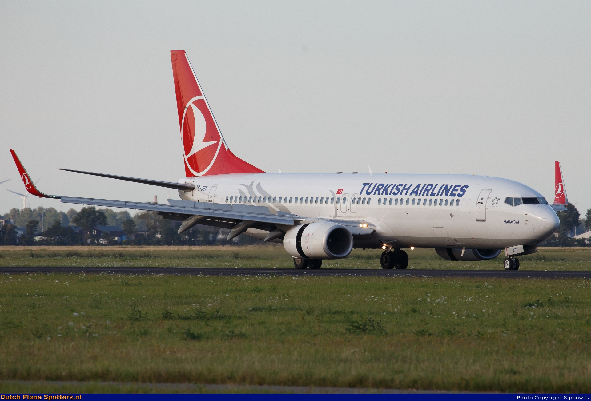 TC-JGY Boeing 737-800 Turkish Airlines by Sippowitz
