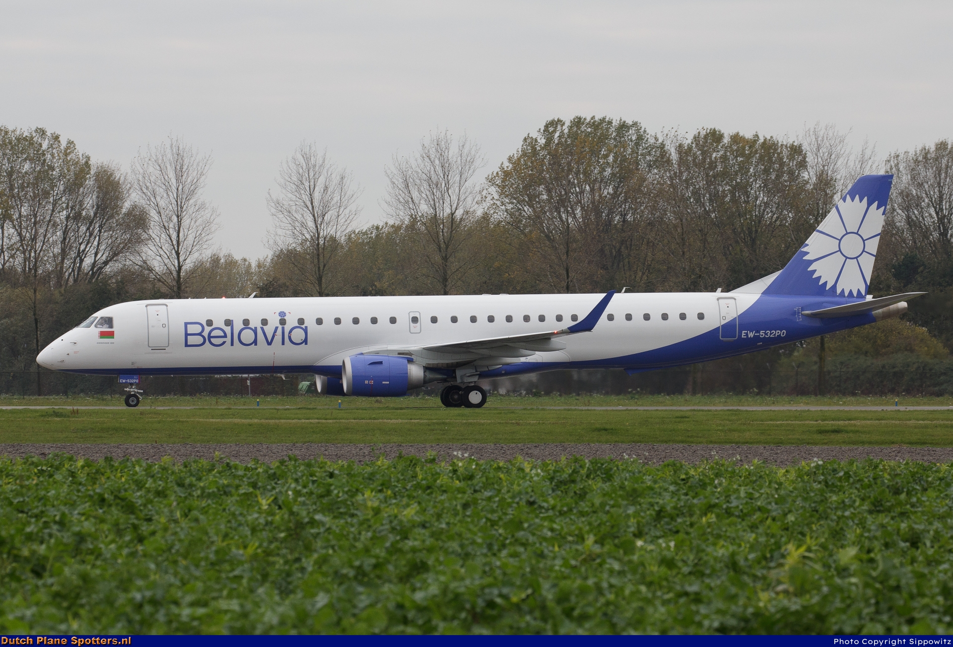 EW-532PO Embraer 195 Belavia Belarusian Airlines by Sippowitz