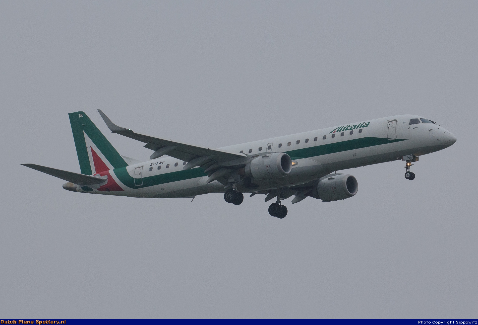 EI-RNC Embraer 190 Alitalia CityLiner by Sippowitz