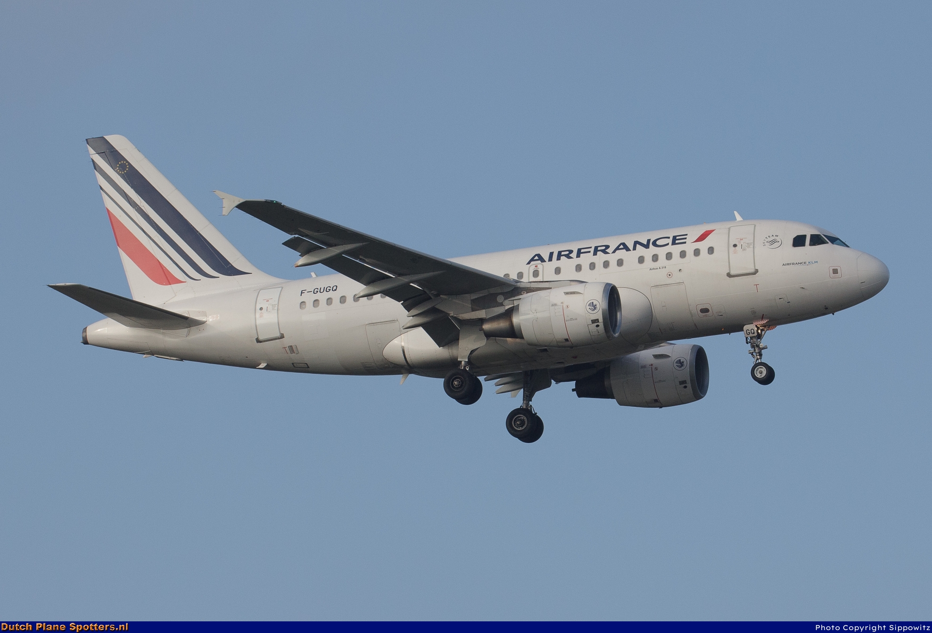 F-GUGQ Airbus A318 Air France by Sippowitz