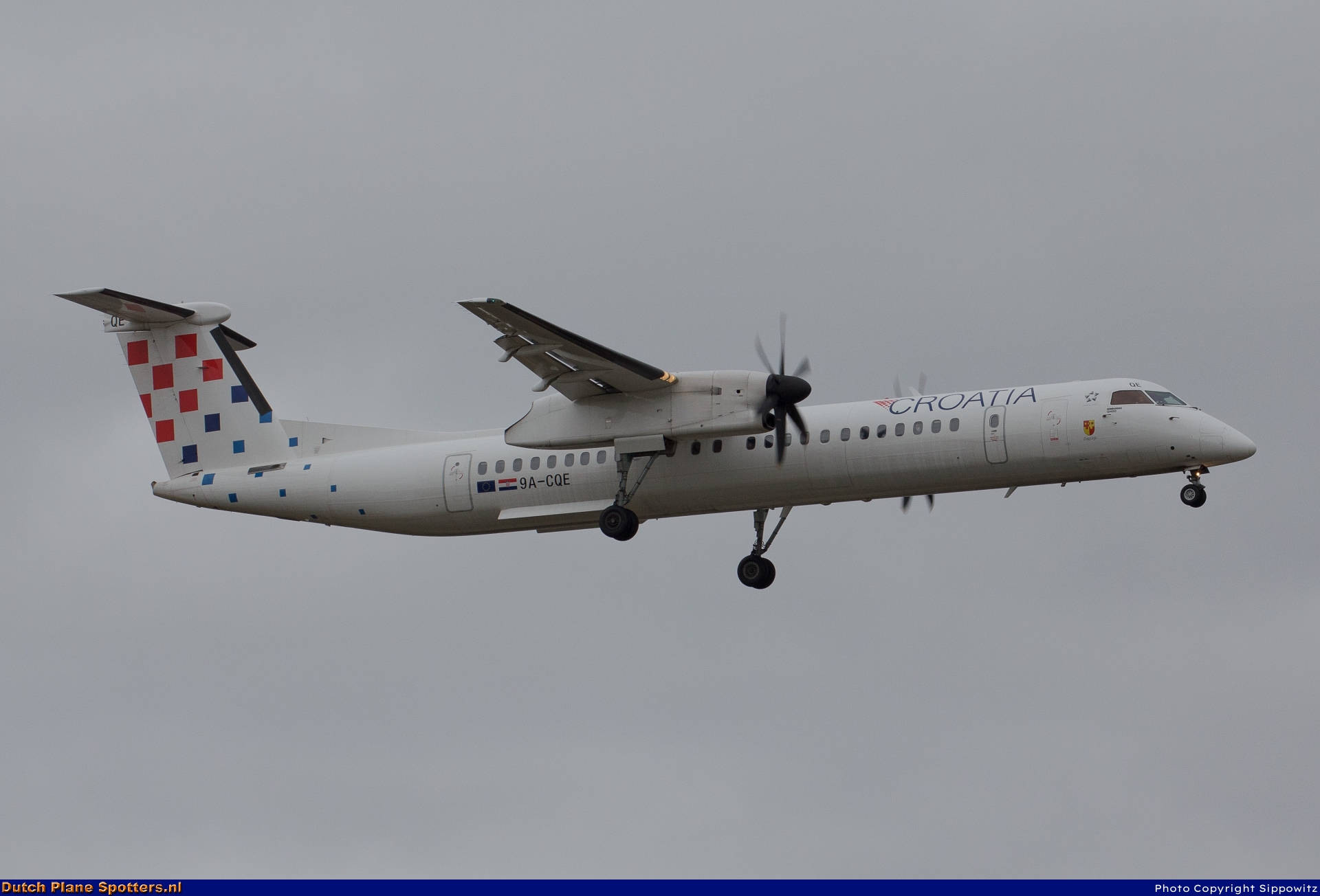 9A-CQE Bombardier Dash 8-Q400 Croatia Airlines by Sippowitz