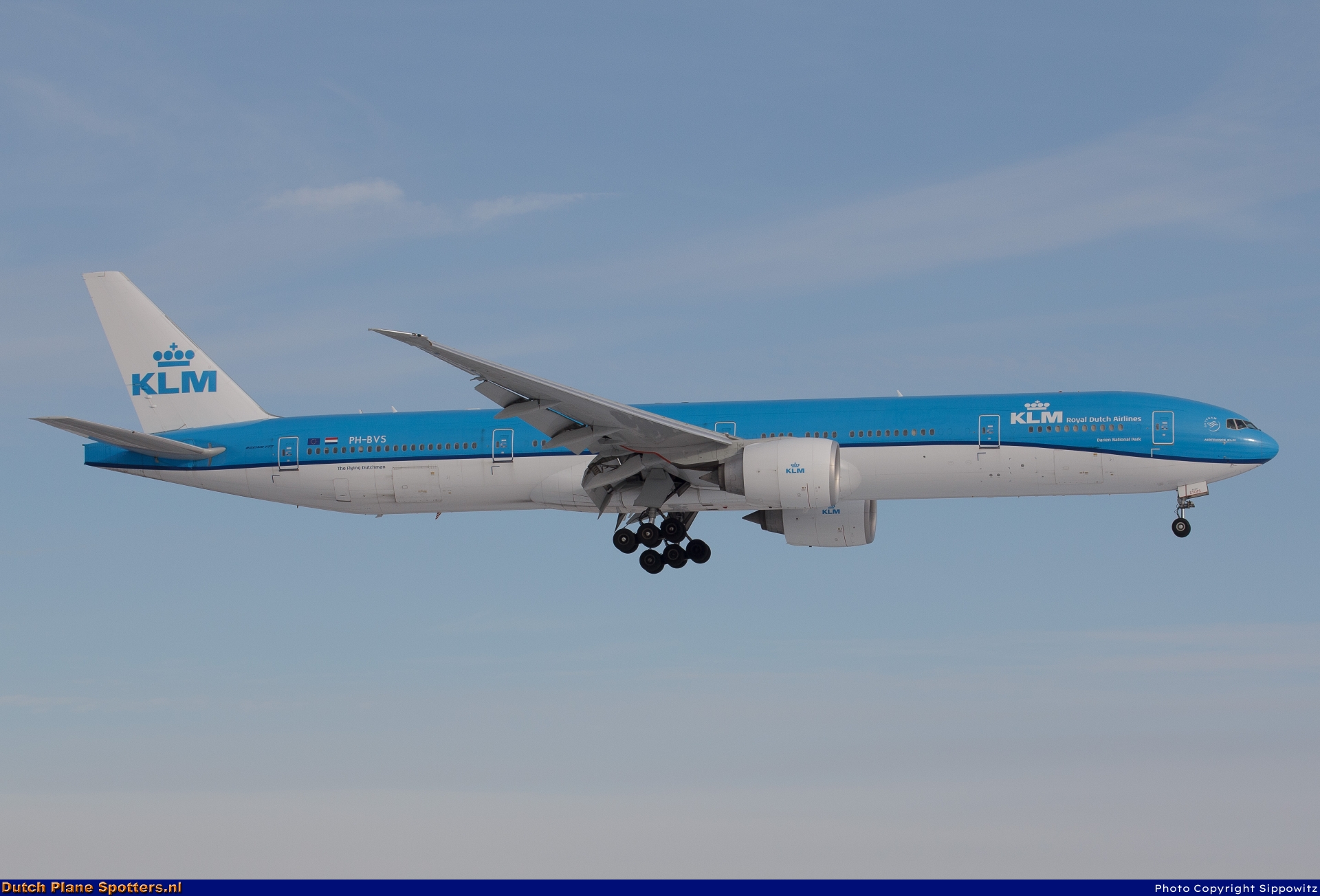 PH-BVS Boeing 777-300 KLM Royal Dutch Airlines by Sippowitz
