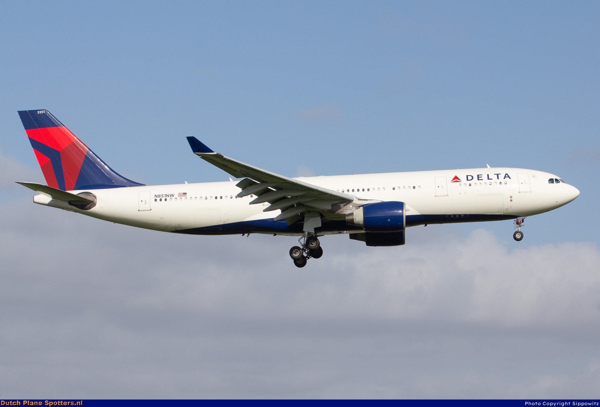 N851NW Airbus A330-200 Delta Airlines by Sippowitz