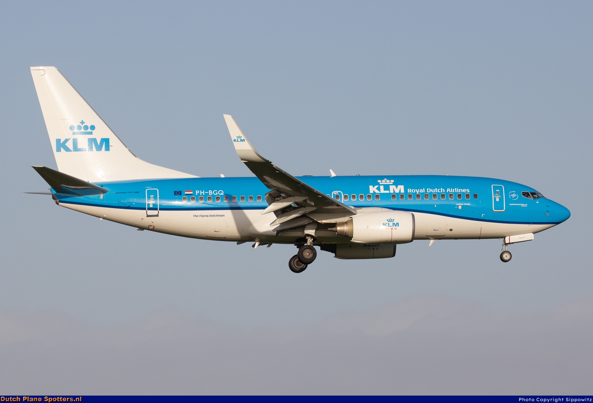 PH-BGQ Boeing 737-700 KLM Royal Dutch Airlines by Sippowitz