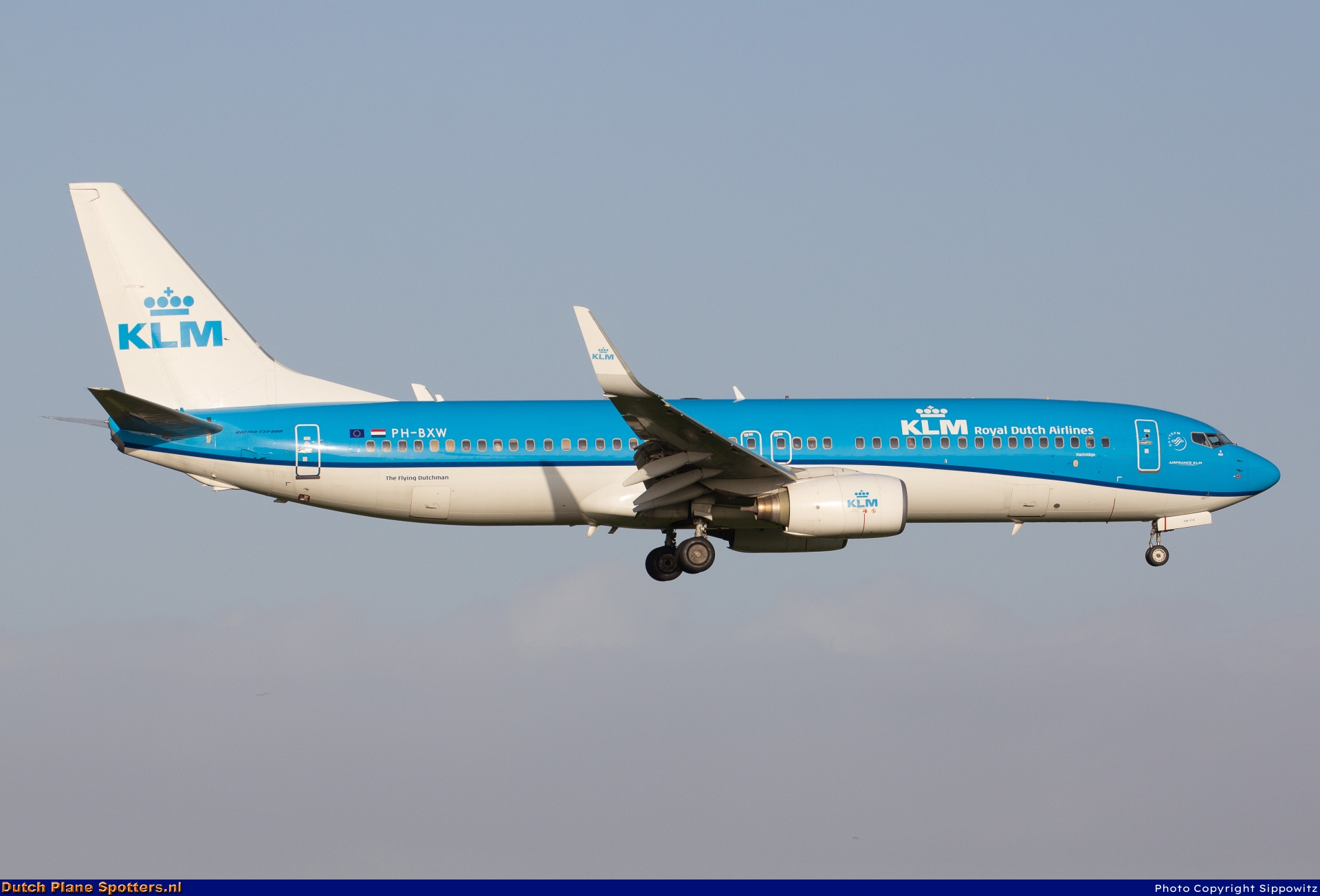 PH-BXW Boeing 737-800 KLM Royal Dutch Airlines by Sippowitz