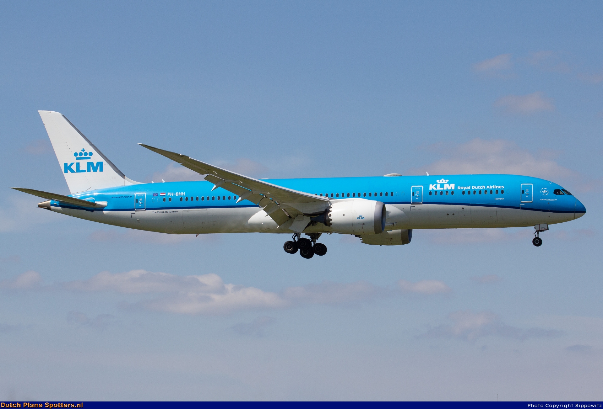 PH-BHH Boeing 787-9 Dreamliner KLM Royal Dutch Airlines by Sippowitz