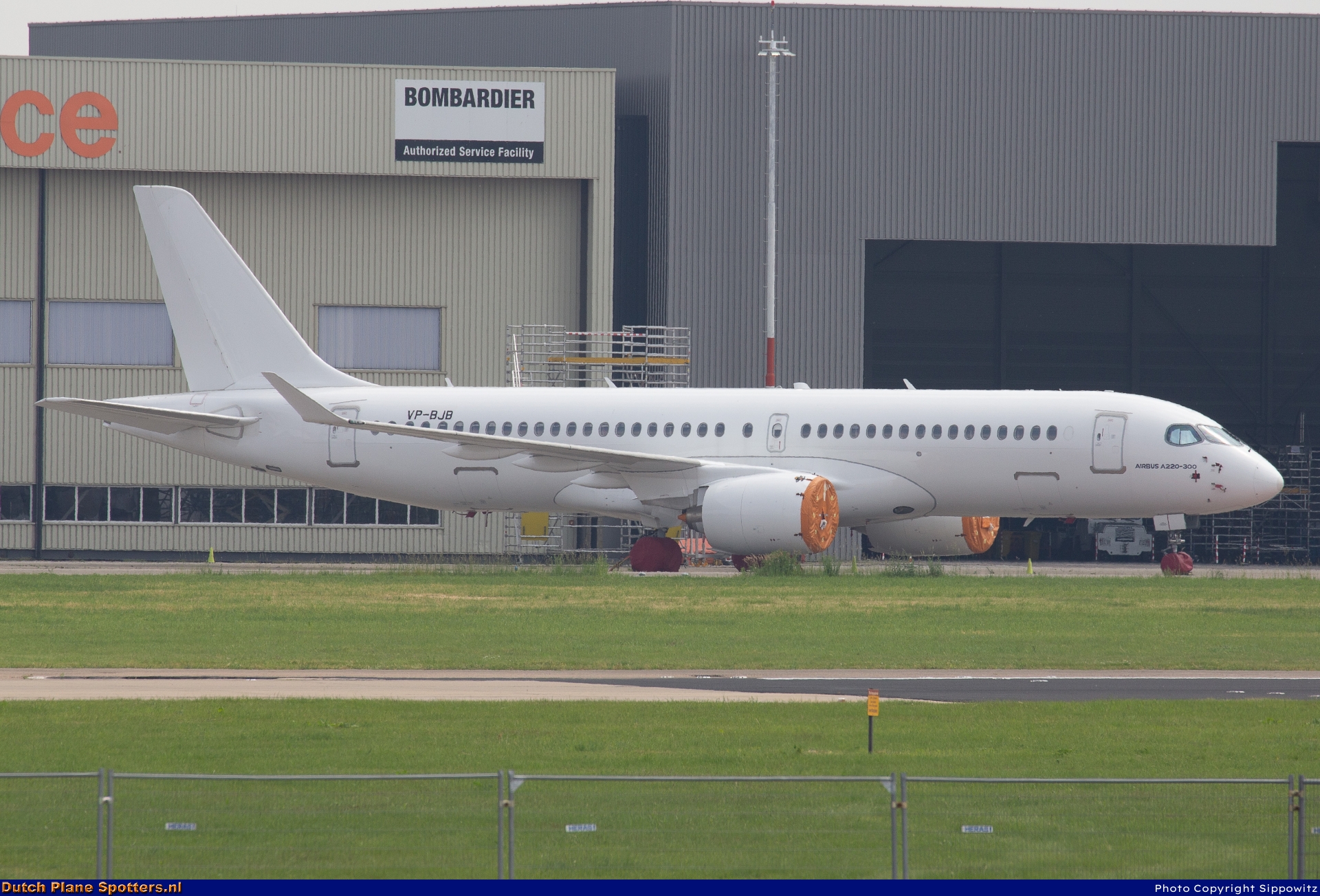 VP-BJB Airbus A220-300 State Transport Leasing Company (GTLK) by Sippowitz