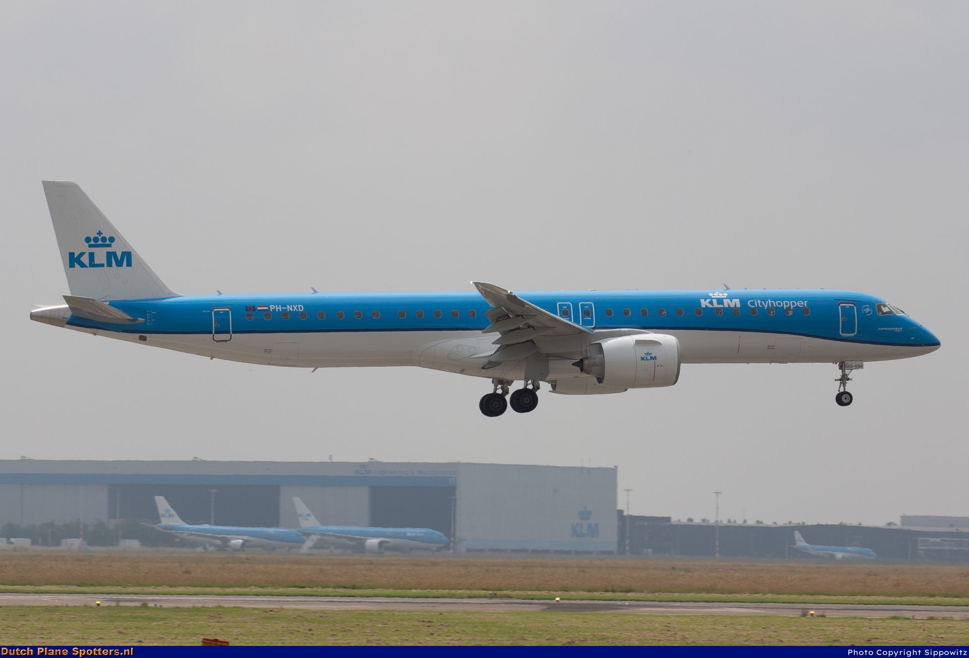 PH-NXD Embraer 195 E2 KLM Cityhopper by Sippowitz