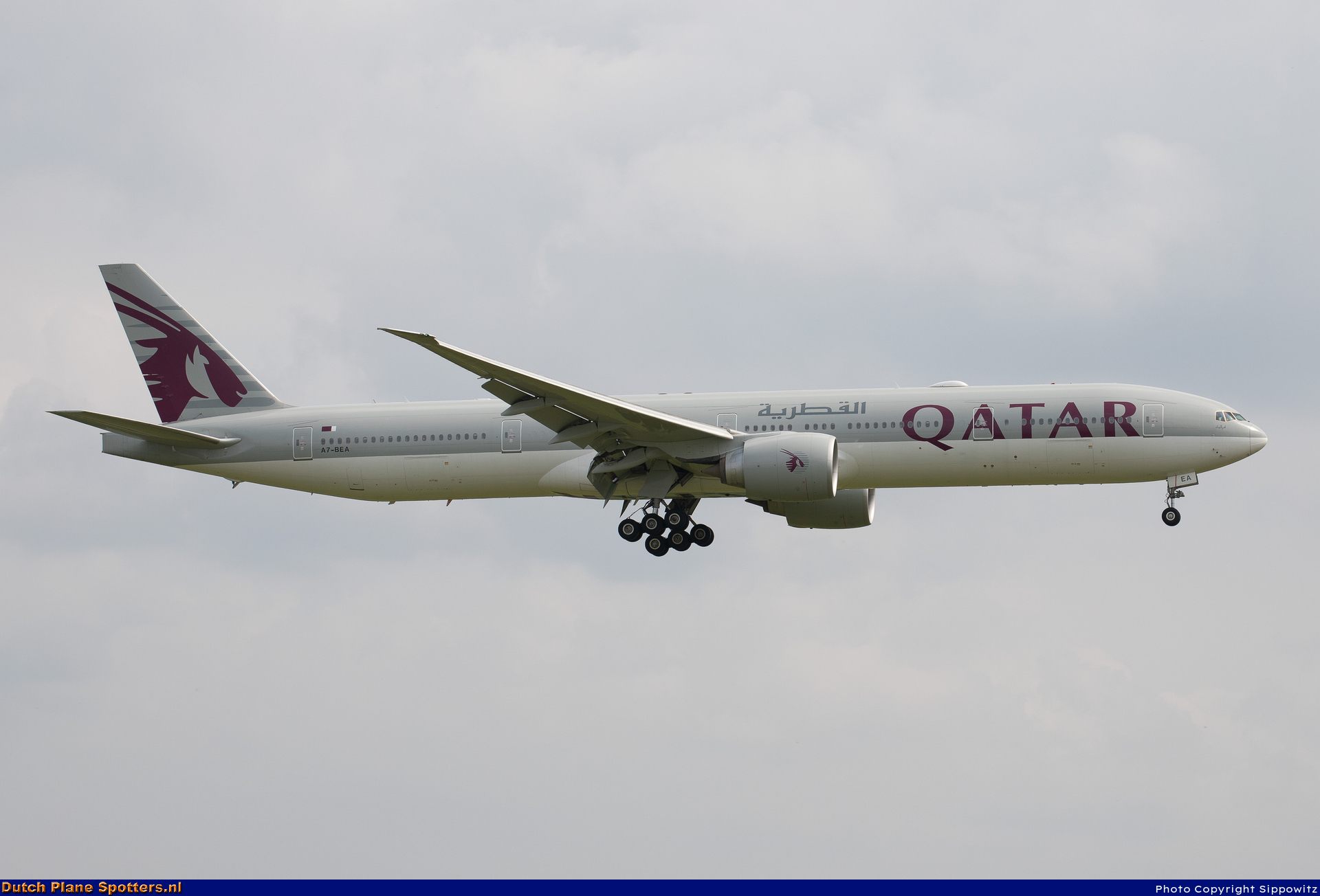 A7-BEA Boeing 777-300 Qatar Airways by Sippowitz