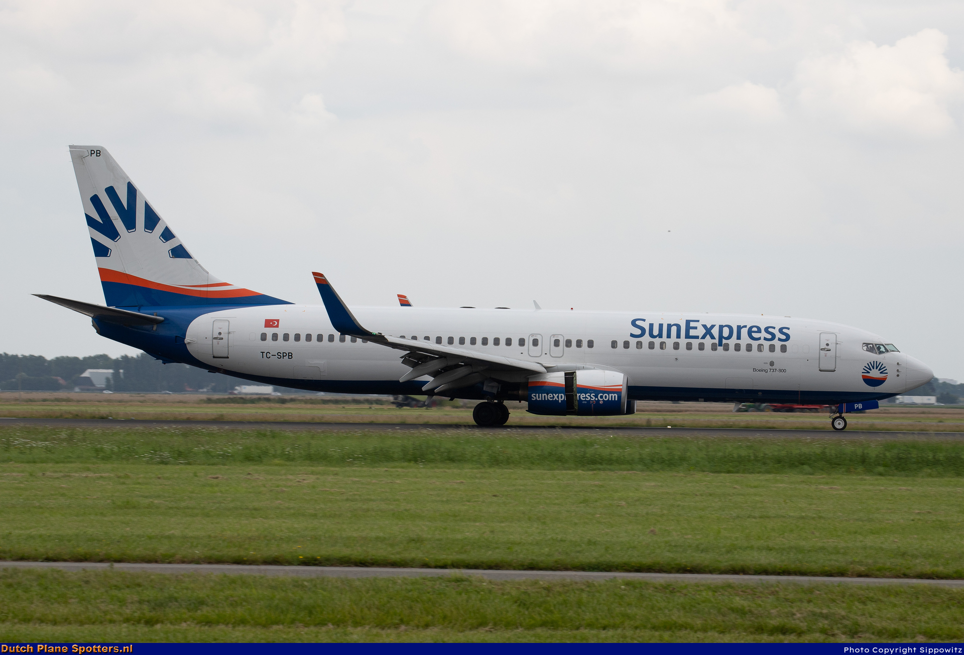 TC-SPB Boeing 737-800 SunExpress by Sippowitz