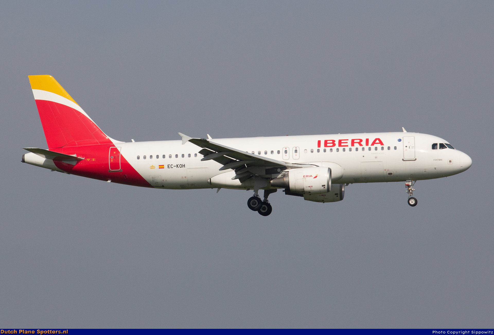 EC-KOH Airbus A320 Iberia by Sippowitz