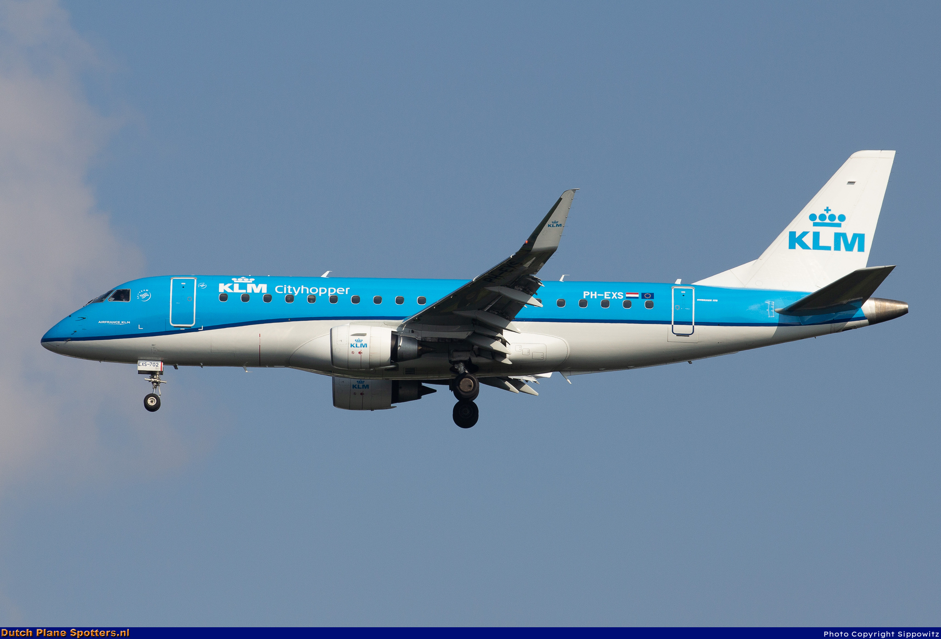 PH-EXS Embraer 175 KLM Cityhopper by Sippowitz