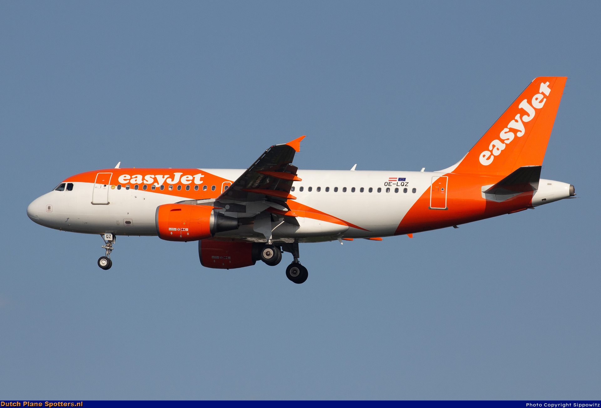 OE-LQZ Airbus A319 easyJet Europe by Sippowitz