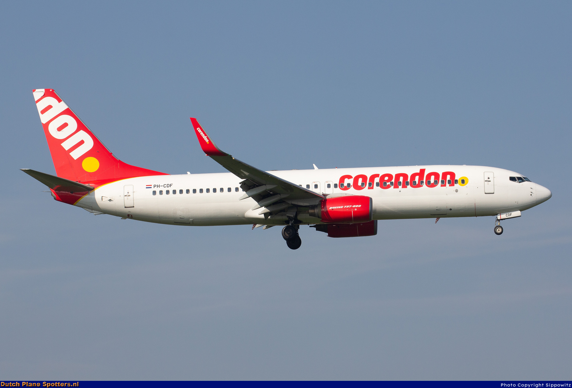 PH-CDF Boeing 737-800 Corendon Dutch Airlines by Sippowitz