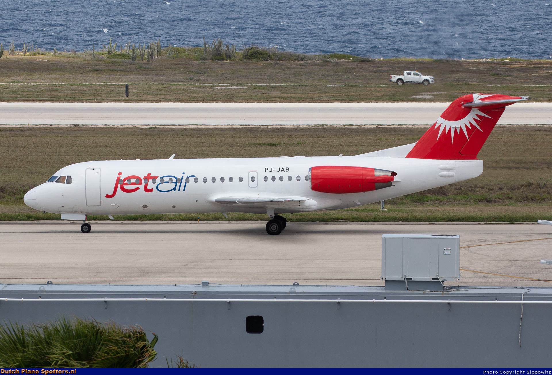 PJ-JAB Fokker 70 Jetair Caribbean by Sippowitz