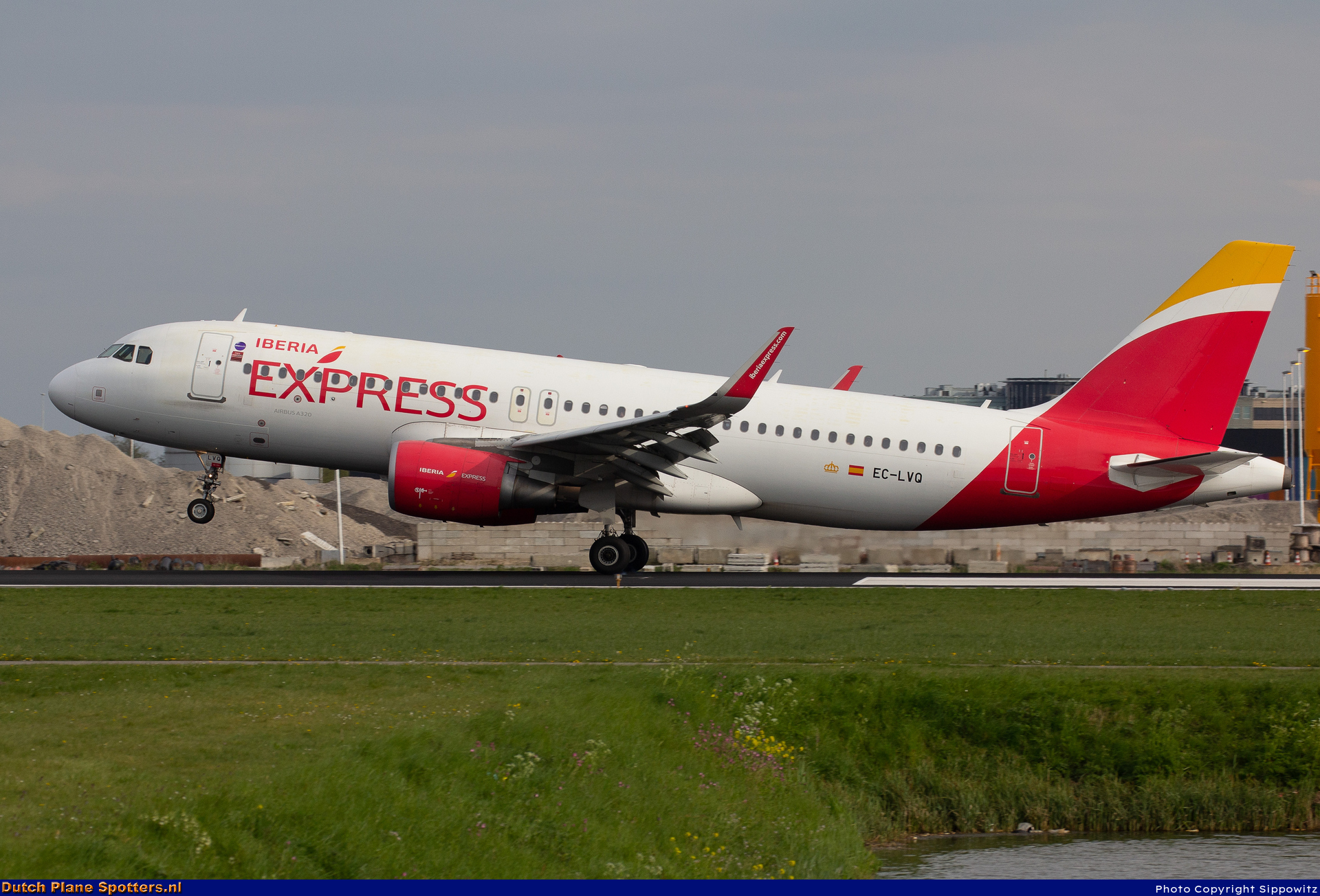 EC-LVQ Airbus A320 Iberia Express by Sippowitz