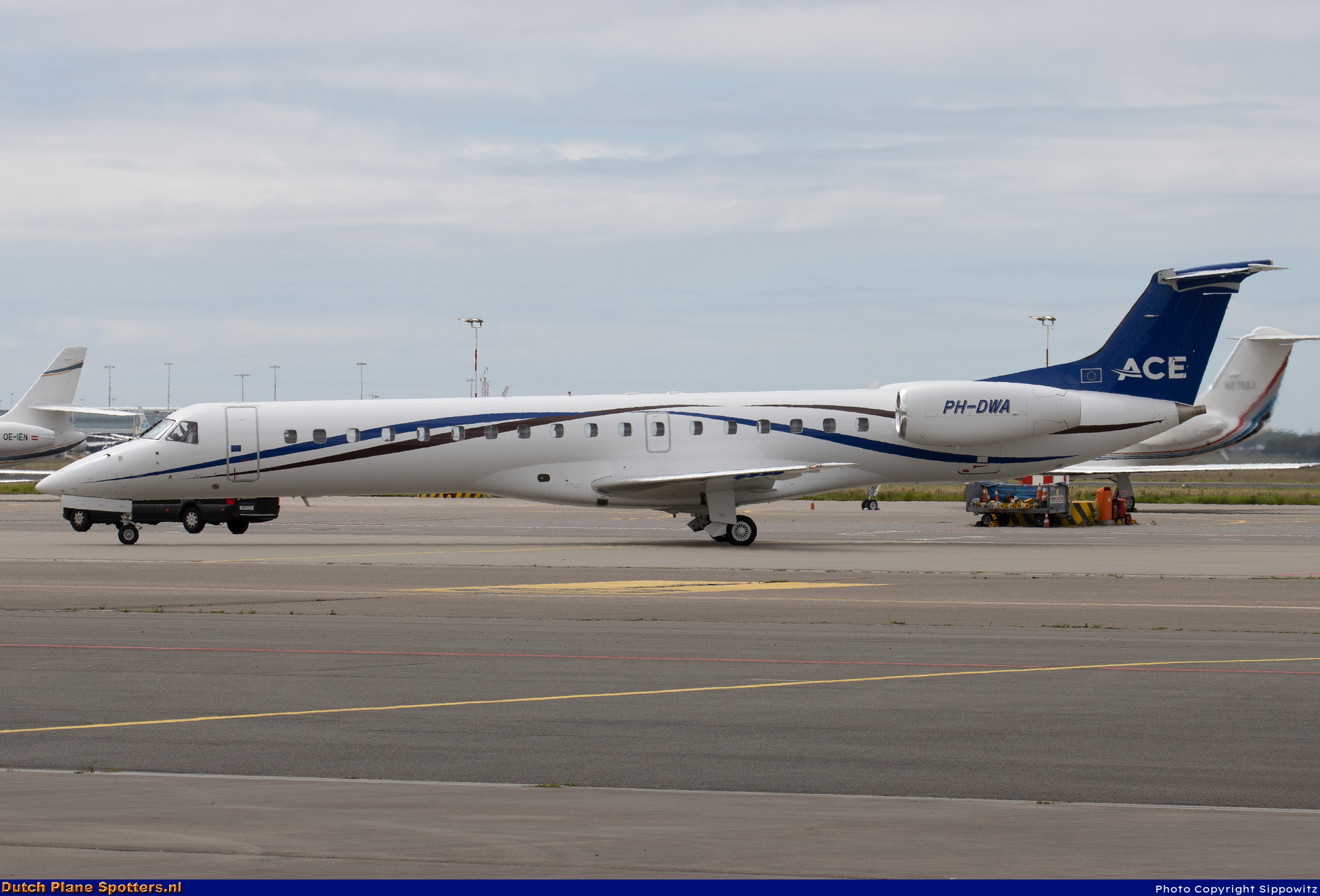 PH-DWA Embraer 145 JetNetherlands by Sippowitz