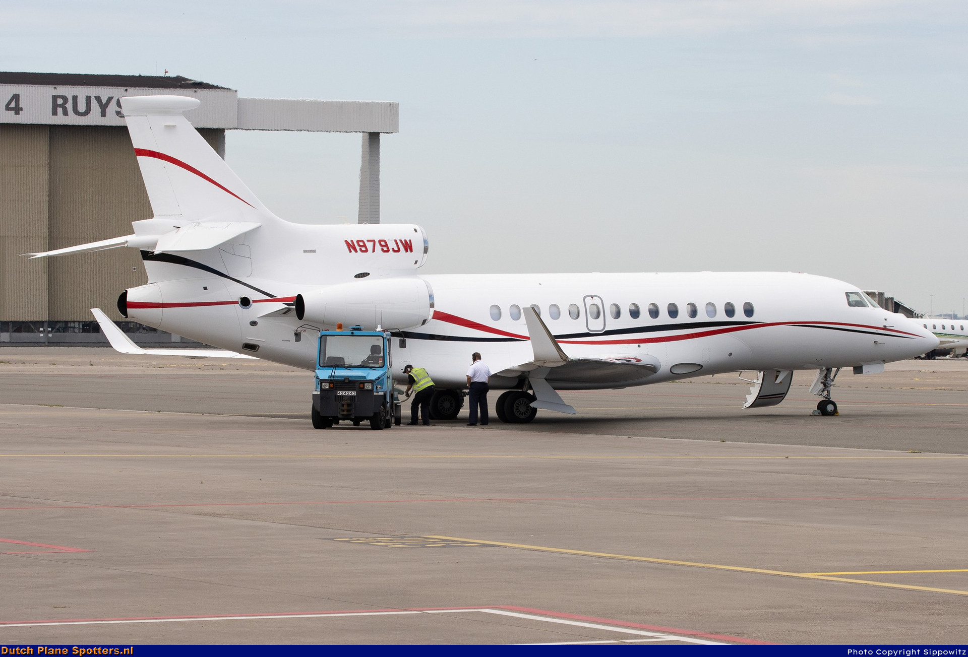 N979JW Dassault Falcon 7X Private by Sippowitz