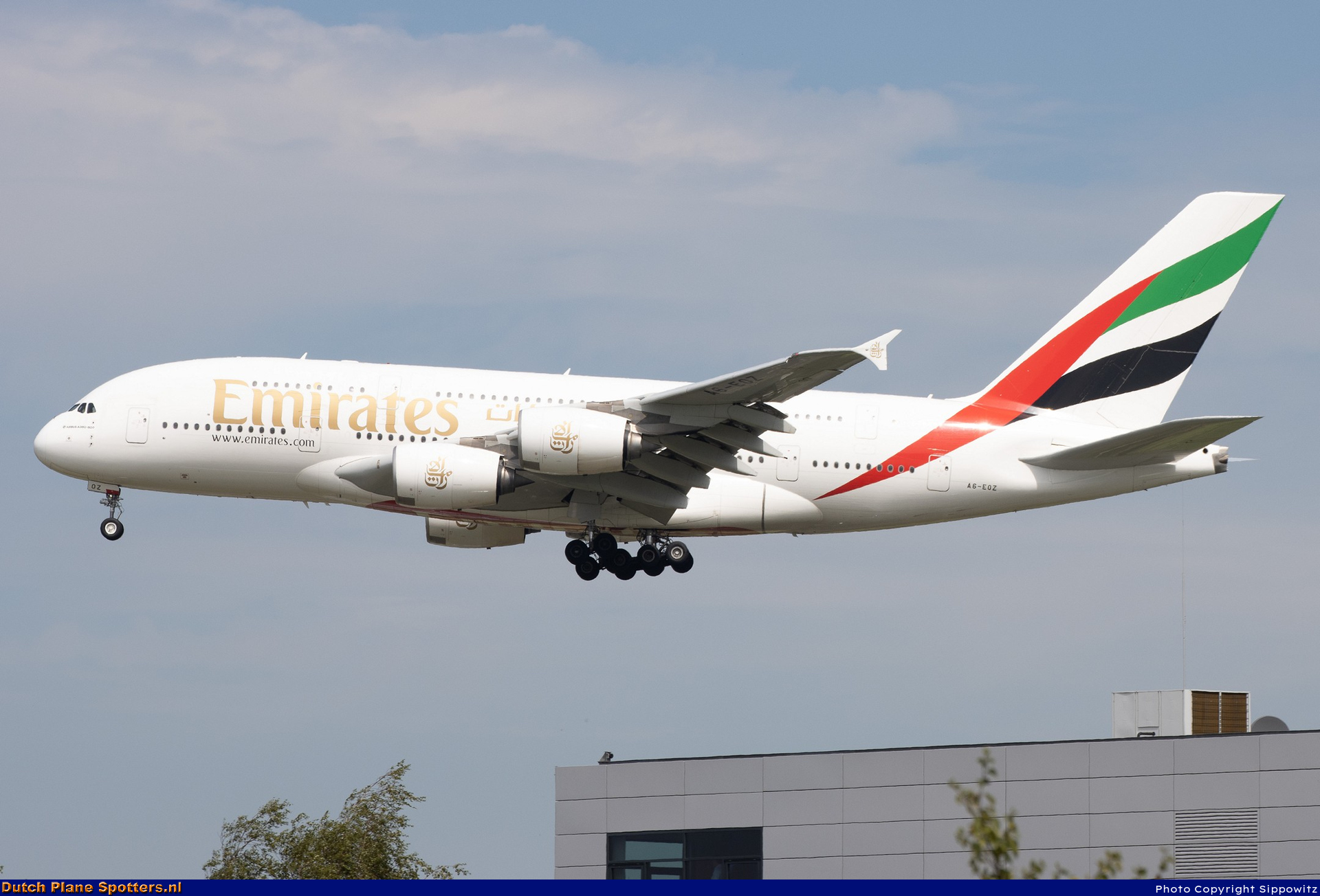 A6-EOZ Airbus A380-800 Emirates by Sippowitz