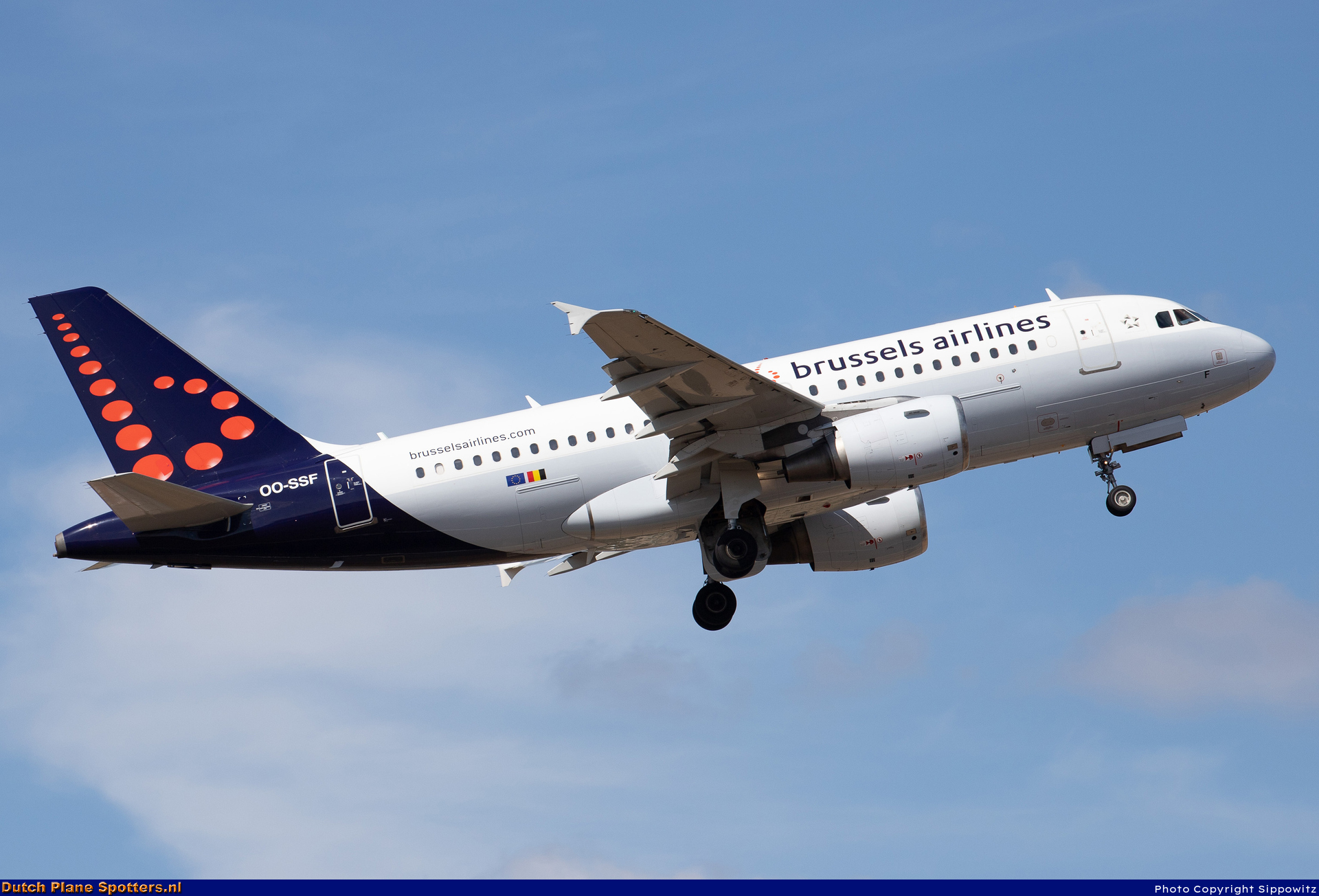 OO-SSF Airbus A319 Brussels Airlines by Sippowitz