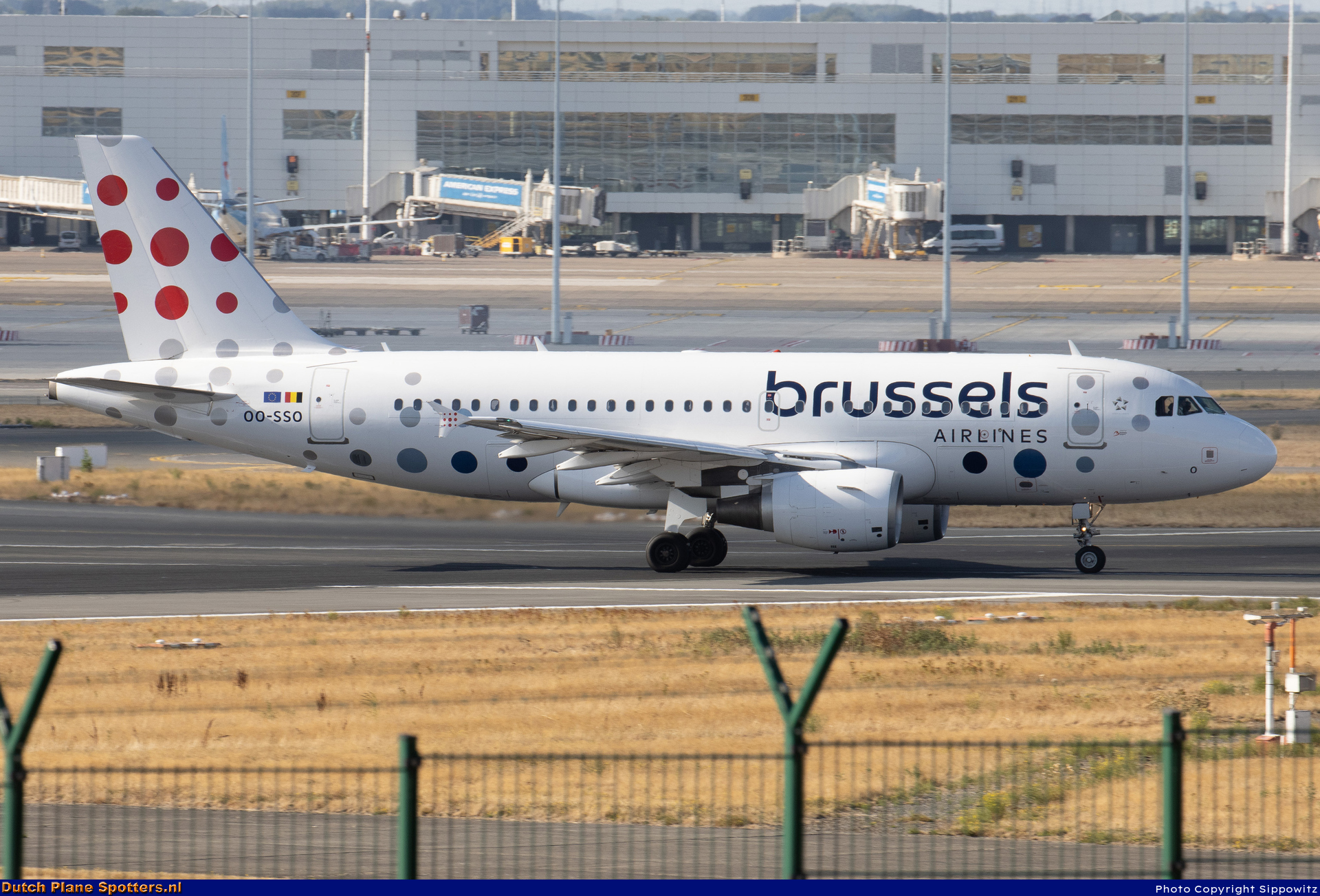 OO-SSO Airbus A319 Brussels Airlines by Sippowitz