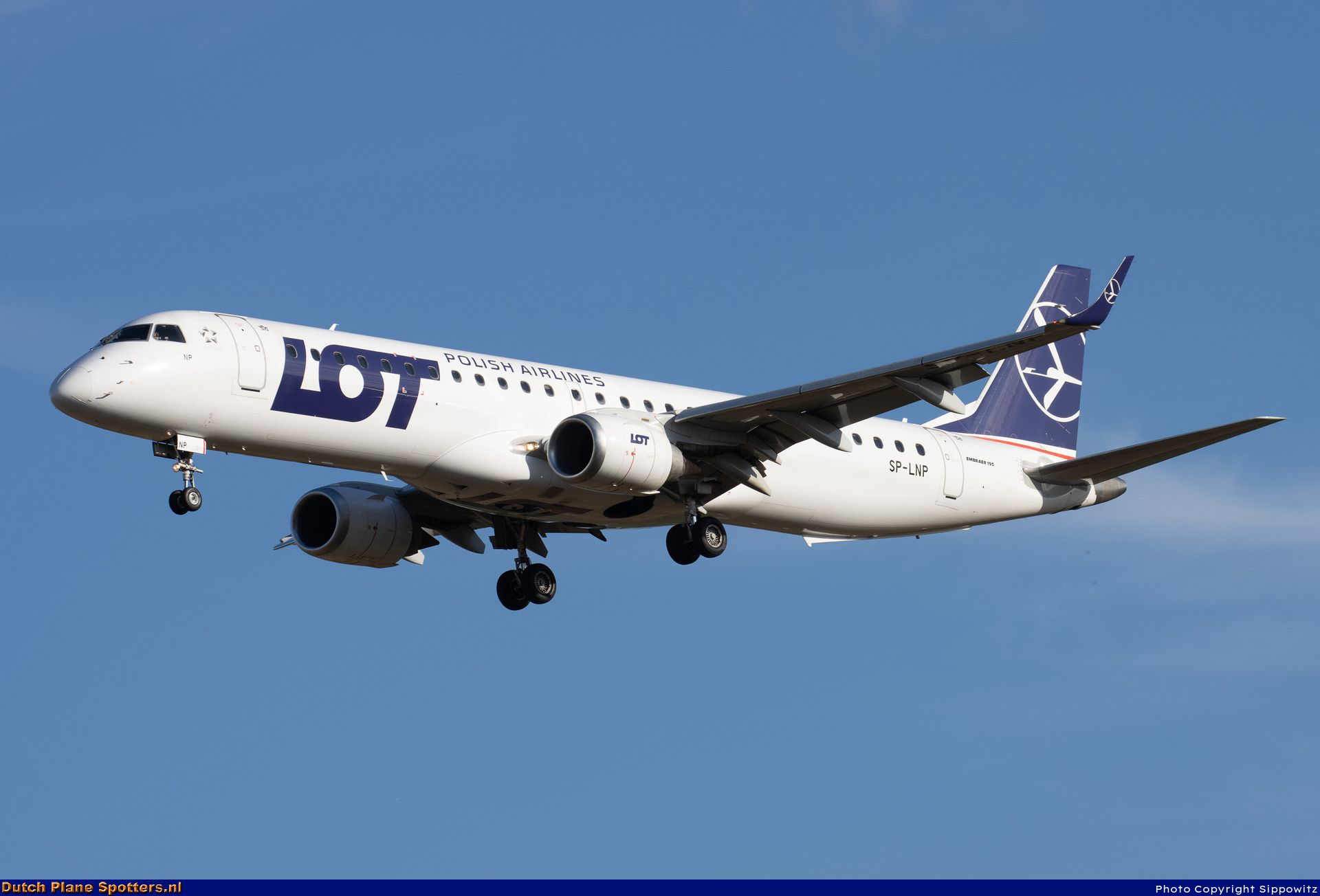 SP-LNP Embraer 195 LOT Polish Airlines by Sippowitz