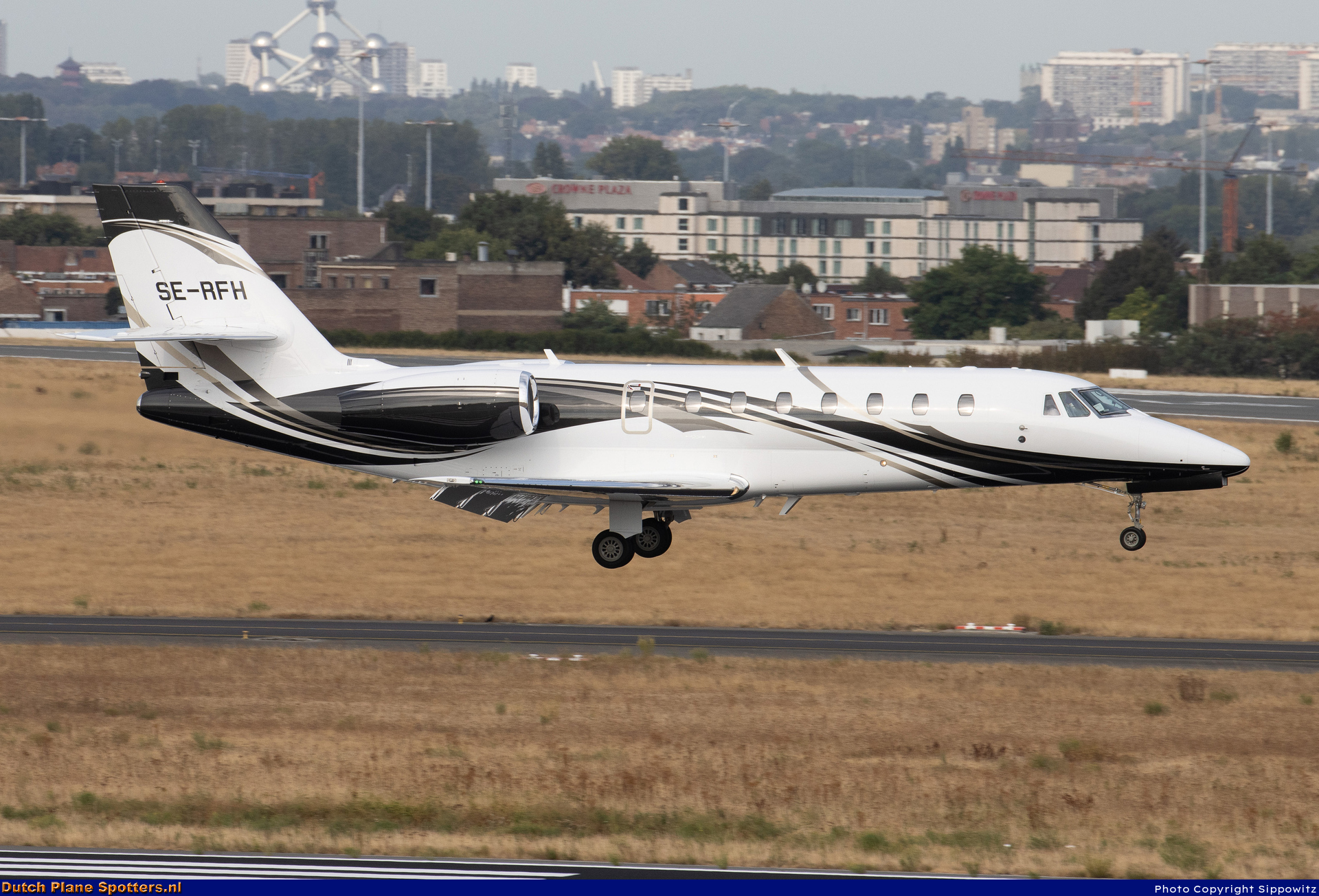 SE-RFH Cessna 680 Citation Sovereign European Flight Service (EFS) by Sippowitz