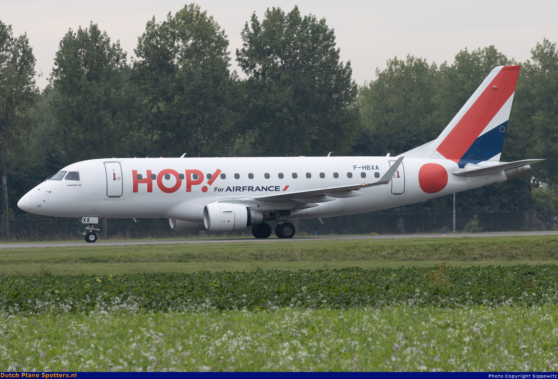 F-HBXA Embraer 170 Hop (Air France) by Sippowitz