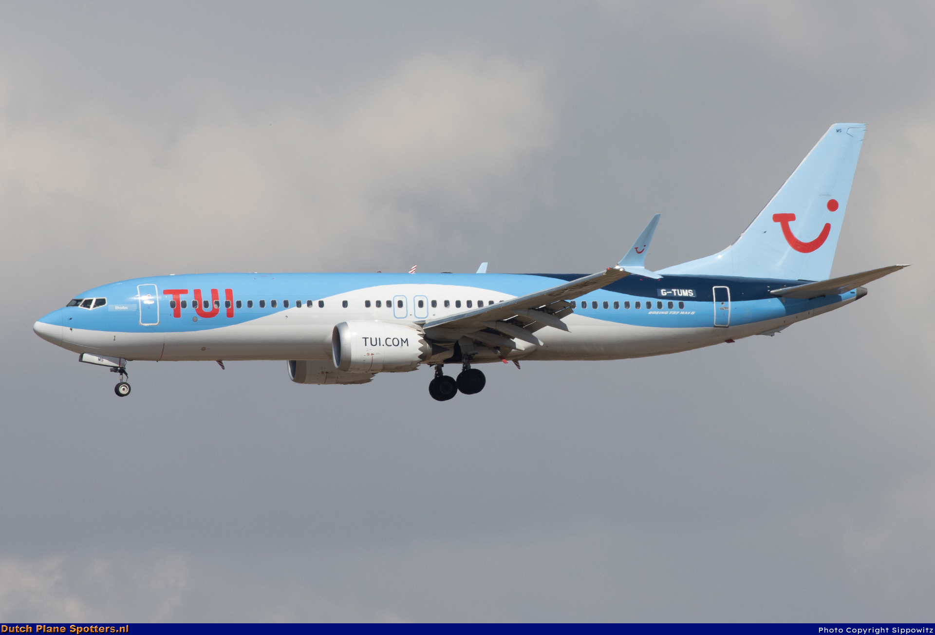 G-TUMS Boeing 737 MAX 8 TUI Airways by Sippowitz