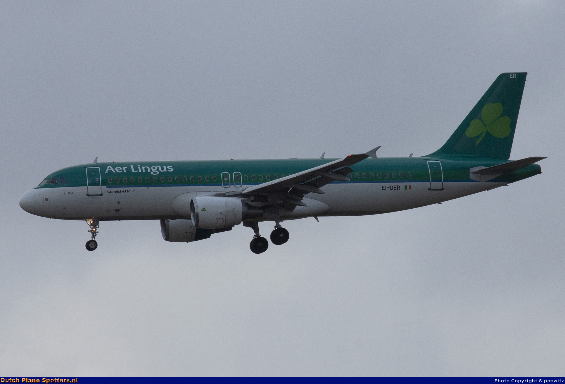 EI-DER Airbus A320 Aer Lingus by Sippowitz