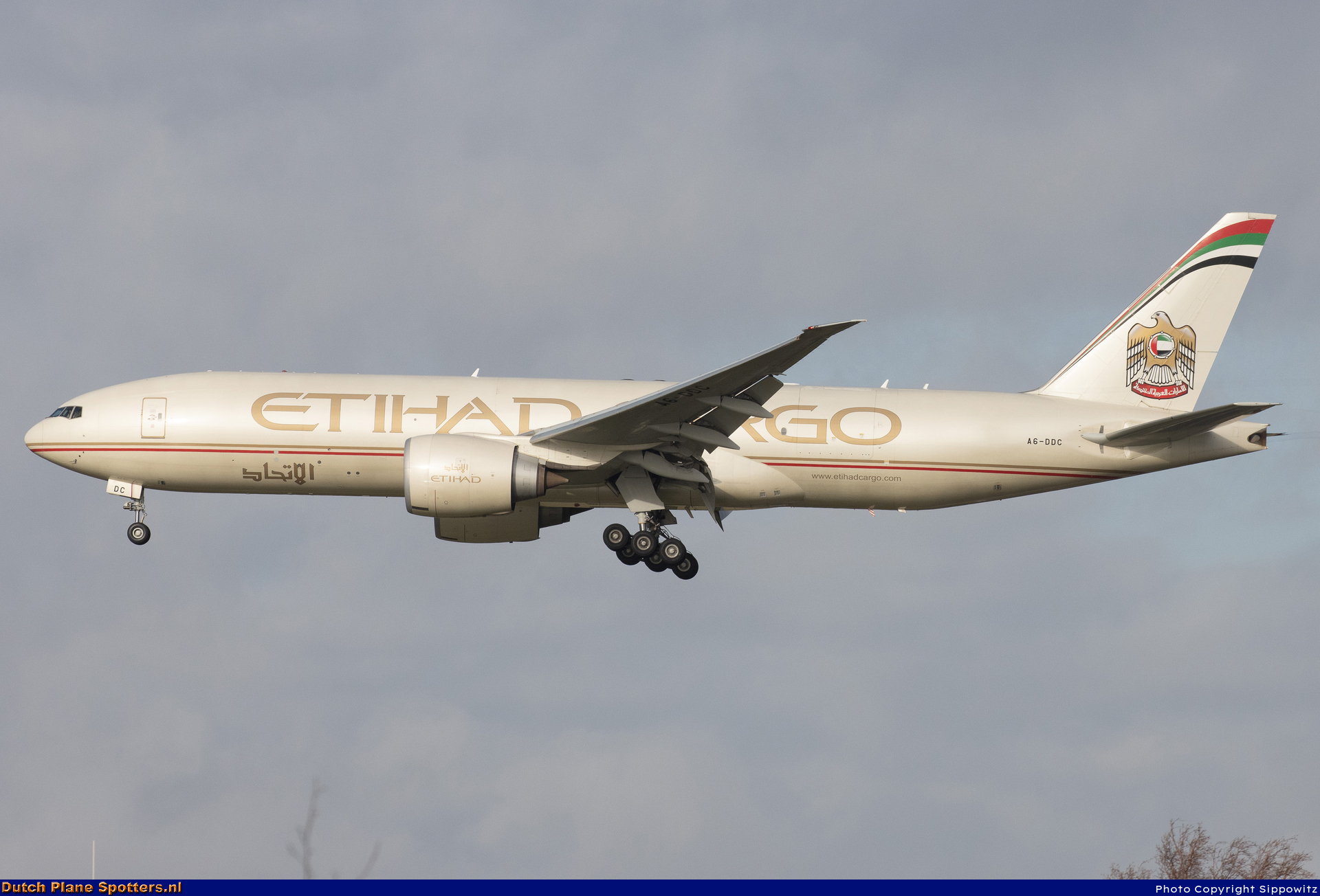 A6-DDC Boeing 777-F Etihad Cargo by Sippowitz