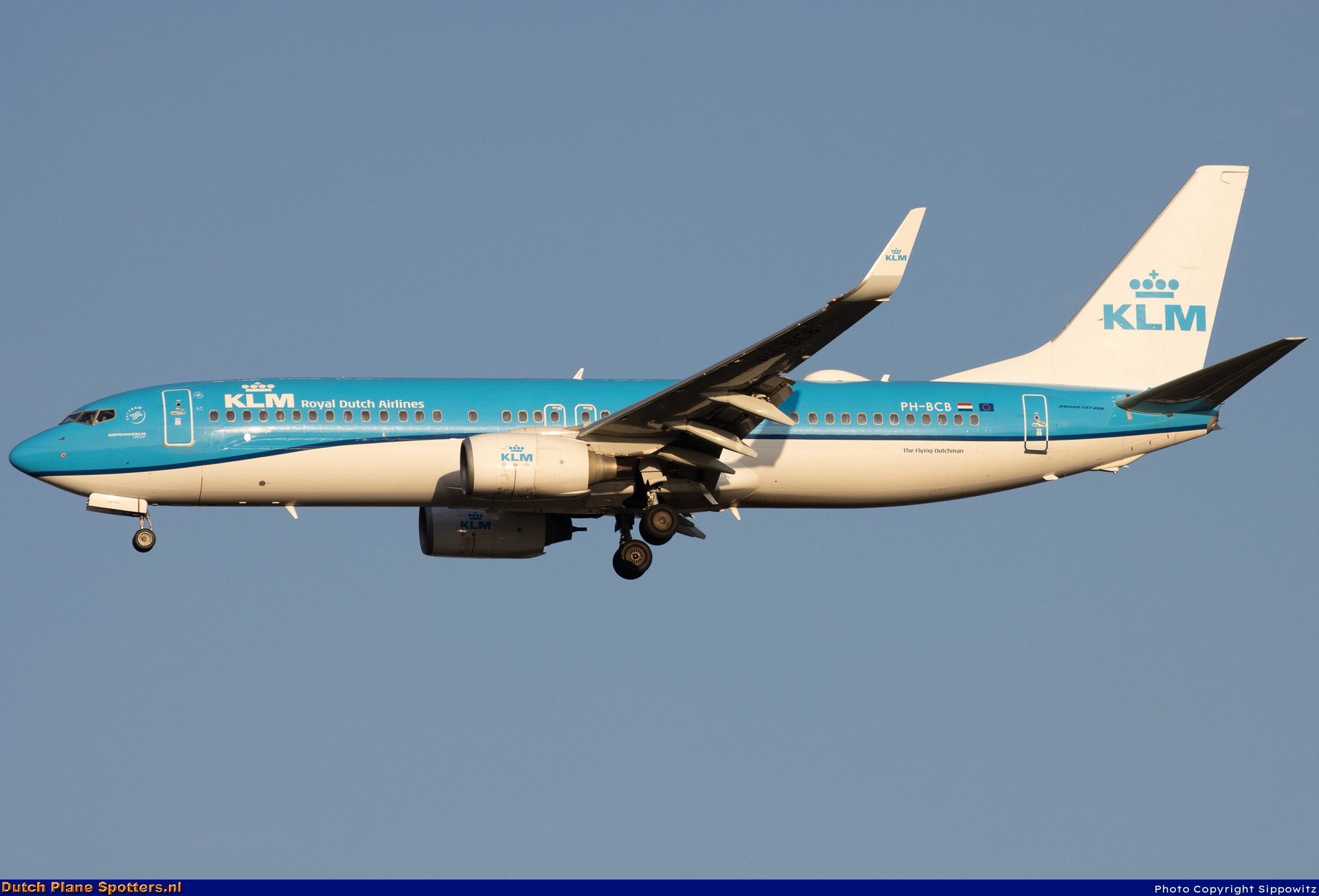 PH-BCB Boeing 737-800 KLM Royal Dutch Airlines by Sippowitz