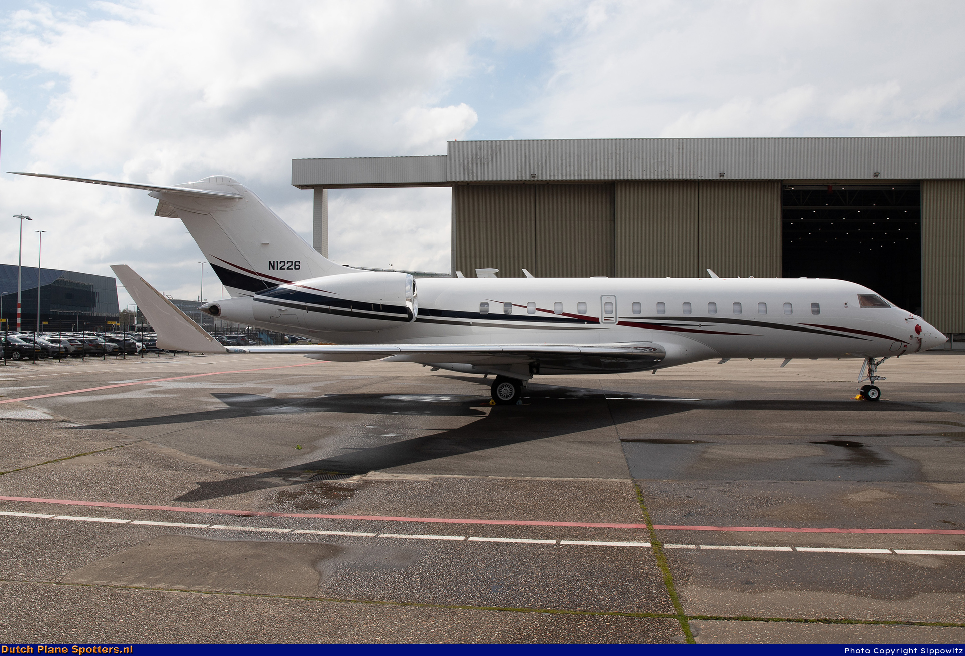 N1226 Bombardier BD-700 Global 5000 Private by Sippowitz