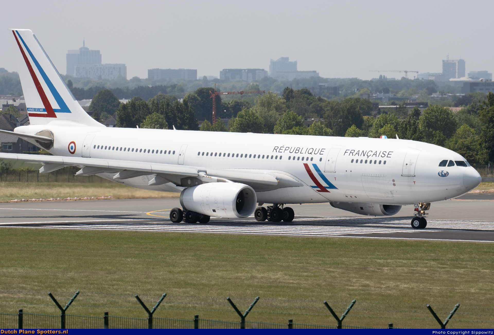 F-UJCS Airbus A330-200 MIL - French Air Force by Sippowitz