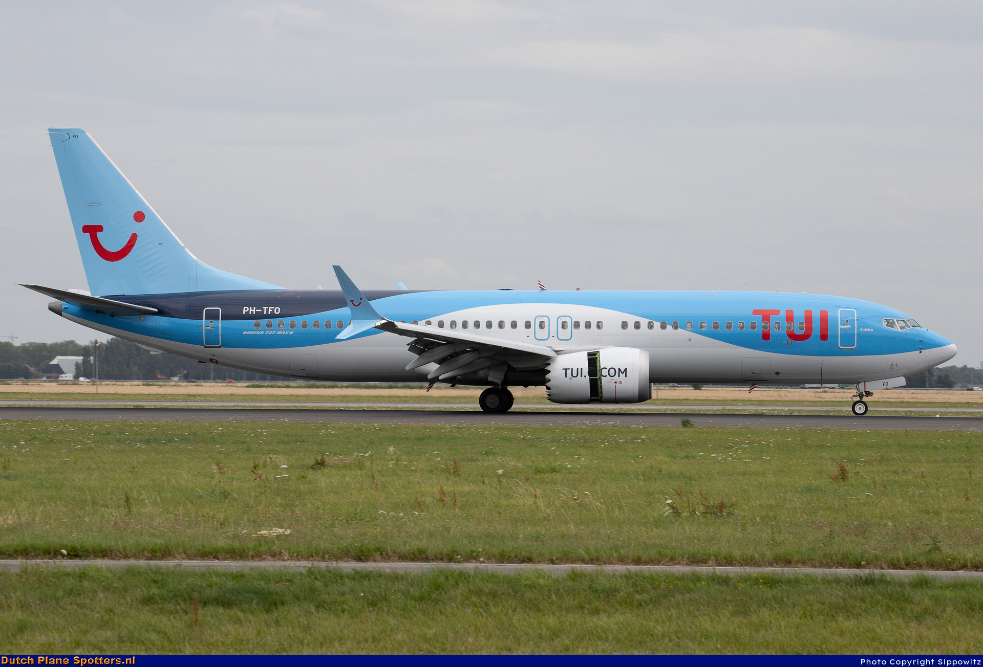 PH-TFO Boeing 737 MAX 8 TUI Airlines Netherlands by Sippowitz