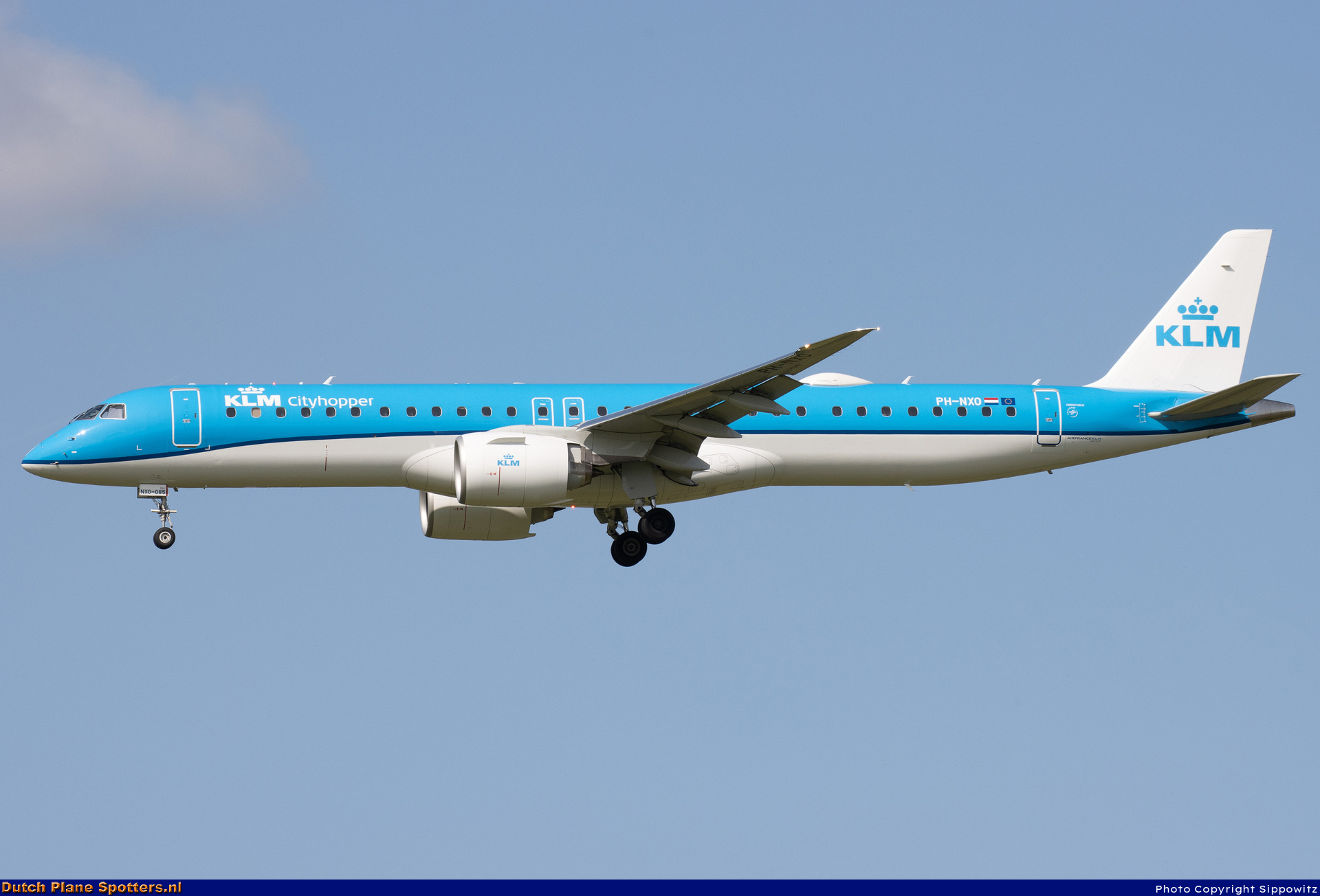 PH-NXO Embraer 195 E2 KLM Cityhopper by Sippowitz