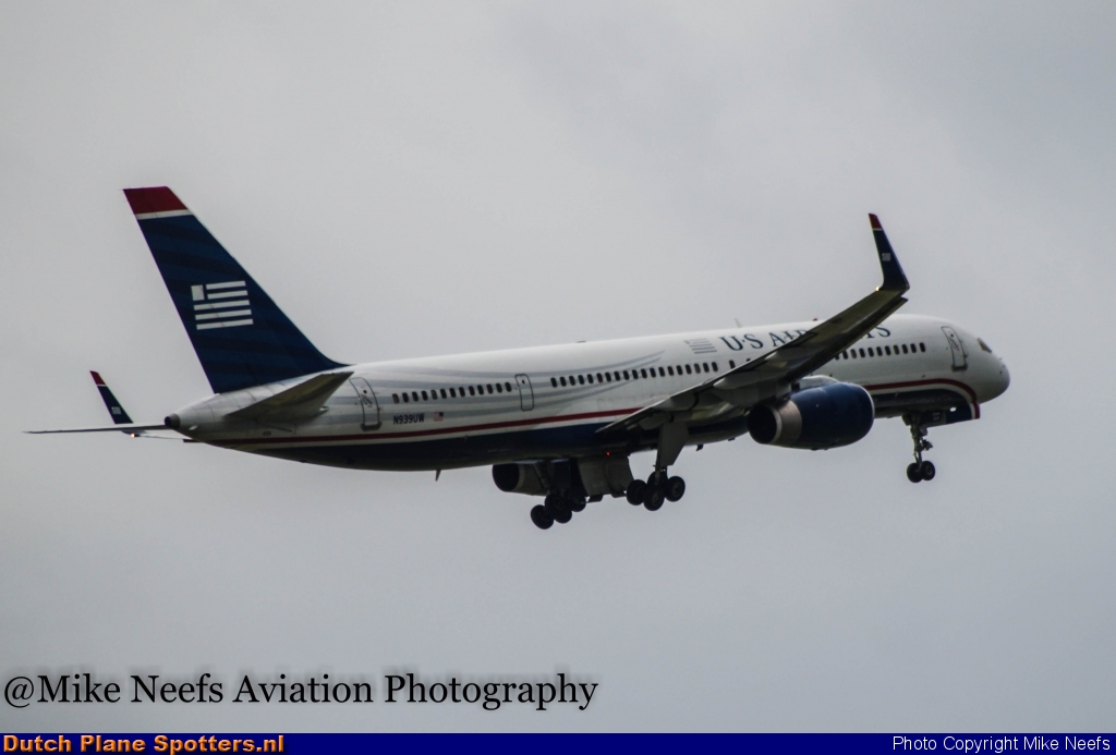 N939UW Boeing 757-200 US Airways by Mike Neefs