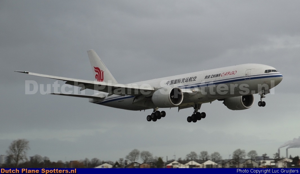 B-2096 Boeing 777-F Air China Cargo by Luc Gruijters