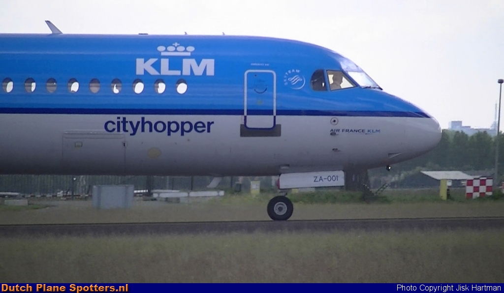 PH-KZA Fokker 70 KLM Cityhopper by Jisk Hartman