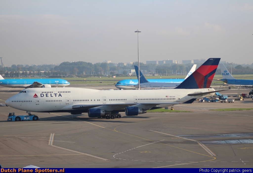 N663US Boeing 747-400 Delta Airlines by patrick geers