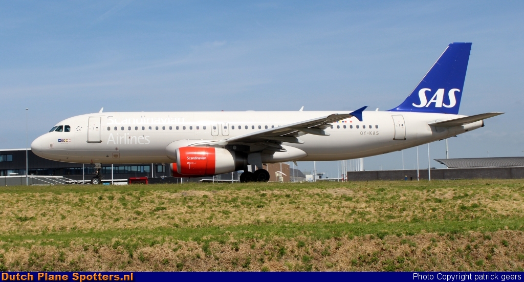 OY-KAS Airbus A320 SAS Scandinavian Airlines by patrick geers