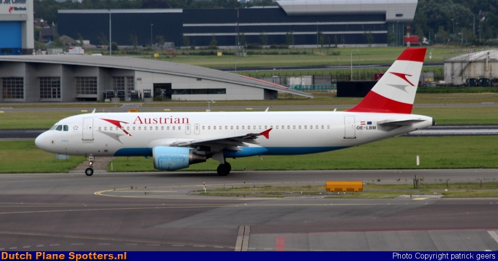 OE-LBM Airbus A320 Austrian Airlines by patrick geers